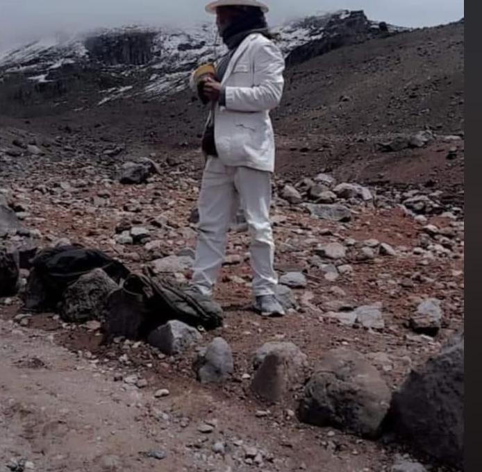 Ritual de sanación en la montaña